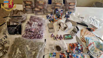 Lo spacciatore con dieci chili di hashish nella busta della spesa