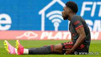 Alphonso Davies could miss balance of Bayern Munich season with thigh injury