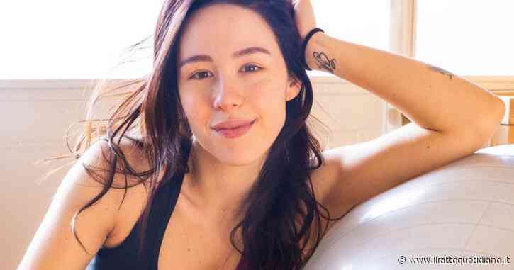 Aurora Ramazzotti e il post sul difficile rapporto con lo specchio: “Oggi imparato ad amare la mia immagine”