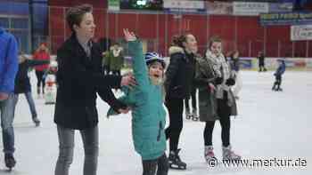 Nach umstrittener Eishallen-Öffnung im Winter: Stadt Freising zieht Bilanz