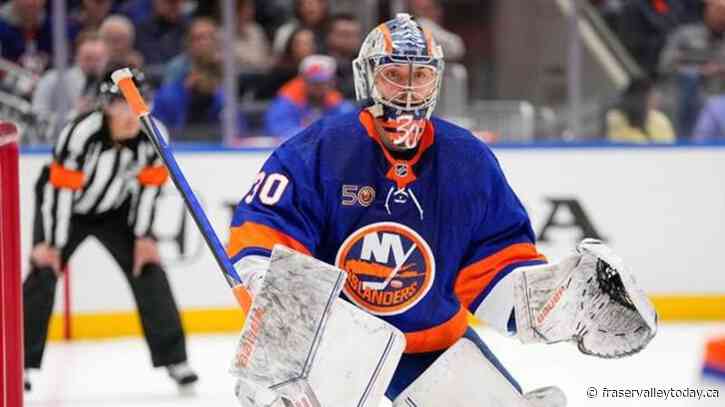 Hurricanes roll to 5-2 win, take 3-1 series lead over Isles