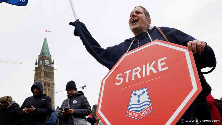Canadian government workers go on strike, list Indigenous paid leave, anti-racism initiatives among demands