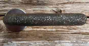 Randi L-Form-Drücker MOOM aus Abfall- und Recyclingmaterialien von ECO Schulte