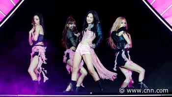 This Coachella costume change might go down in history