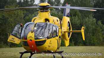 Auto kracht auf der B28 gegen Fels: Junge (3) wird schwer verletzt