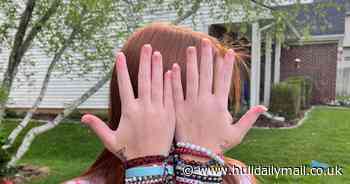 Dyslexic teenager has L and R tattooed on her hands so she can learn to drive