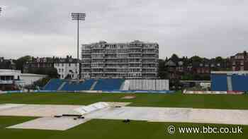 County Championship: Rain at Hove as Sussex-Yorkshire finishes in draw