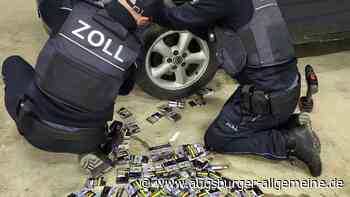 Kontrolle auf A8: Zoll findet gut 10.000 Schmuggel-Zigaretten im Subwoofer