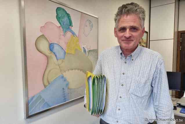 Griffier Hans Berghmans schreef duizenden vonnissen en gaat met pensioen: “Even moeten slikken toen de zaak rond de vereffening van KV Mechelen op mijn bureau belandde”