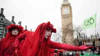 London: Klimaaktivisten legen Verkehr stundenlang lahm