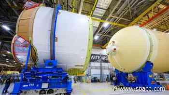 Watch NASA assemble the massive Artemis 2 rocket that will take humans back to the moon (video)