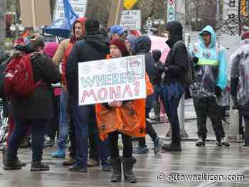 Fortier says there has been progress in negotiations though key issues remain as public servants continue to strike