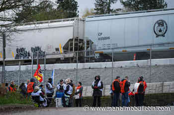 Treasury Board sends open letter to Canadians on talks with union amid ongoing strike