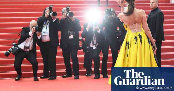 French electricity workers may pull plug on Cannes film festival over pension law