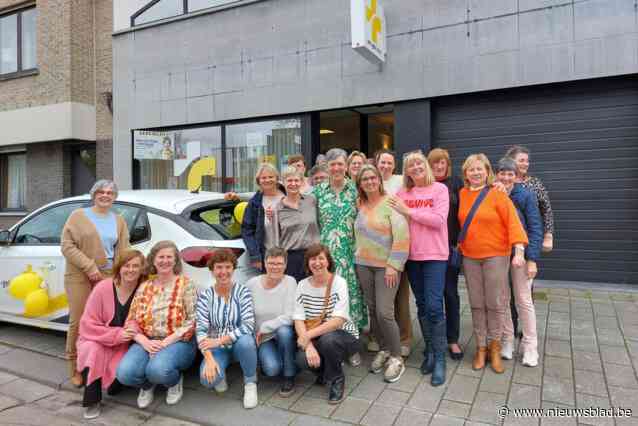 Thuisverpleegkundige Martine (62) zwaait na 42 jaar uit bij Wit-Gele Kruis: “Hopelijk zal ik de diensten van mijn collega’s niet snel nodig hebben”