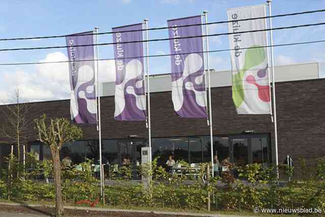 Concert Riet en Roy tijdens seniorenfeest in De Kluize