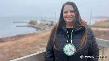 Lennox Island to fish 1,000 lobster traps off P.E.I.'s North Shore, with or without DFO signoff