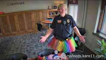 Tutu-wearing school cop uses humor to connect with students