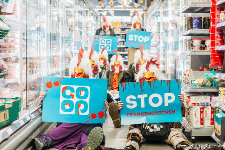Activists shut down central London Co-op over sale of ‘Frankenchickens’
