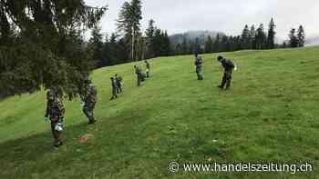 Die Armee sucht Rückstände von Flares-Täuschkörpern im Napfgebiet