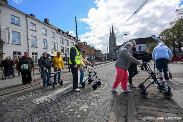 Kwetsbare patiënten leren omgaan met valrisico’s tijdens wandeling rond ZNA Sint-Elisabeth: “Opnieuw vertrouwen om buiten te gaan”