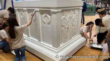 Students in Middletown Build Monument Replica for Memorial Day Parade