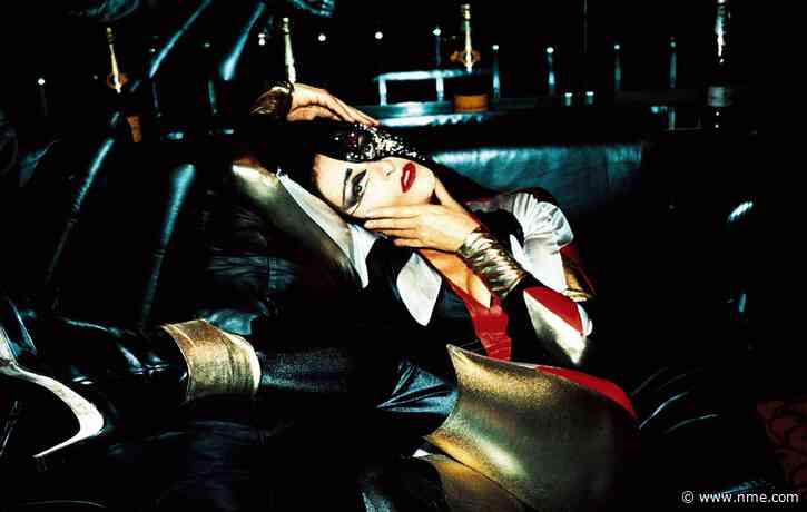 Siouxsie Sioux adds London concert to her comeback shows