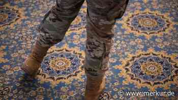 Ex-US-Offizierin war „Donbass Devushka“: Ihr Hetzkanal gegen die Ukraine verbreitete brisante Leaks