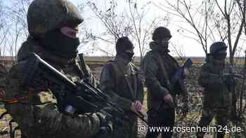 Russland beißt sich an Bachmut fest: Verluste laut Ukraine „sehr hoch“