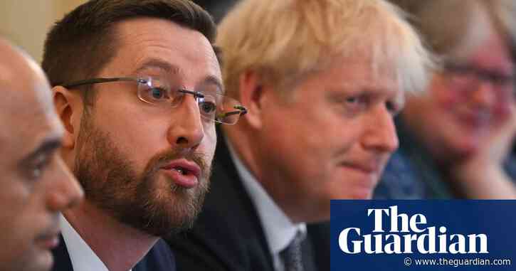 Civil service boss attempts to delay Sue Gray’s start as Labour chief of staff