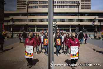 Striking public servants block access to government buildings and key infrastructure
