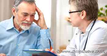 Symptoms of Parkinson's disease including common sign that can appear 'several years' early