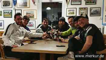 Penzberg: DJK bekommt Maibaum zurück -  Bier und Grillfleisch für ESV