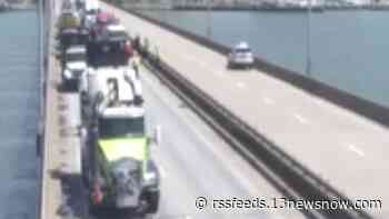 Traffic on James River Bridge moving again after vehicle crash