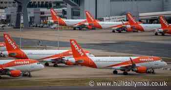 easyJet is looking for 200 aspiring pilots as applications open