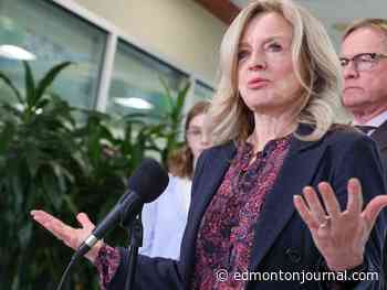 David Staples: Notley's NDP might want to pick a lane on energy policy. Right now it's incoherent