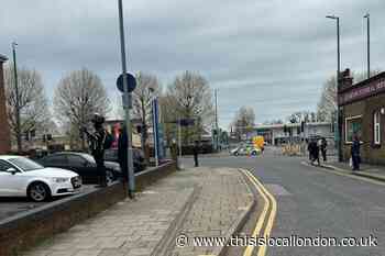 Westgate Road Dartford police incident: Live traffic updates