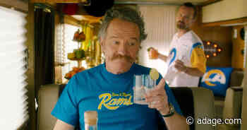 Popeyes split its name in two for these eye-popping print ads