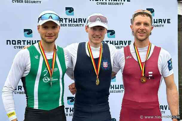 Tibo Vyvey verovert in Hazewinkel met overmacht Belgische titel in lichte skiff: “Nu is mijn comeback helemaal afgerond”