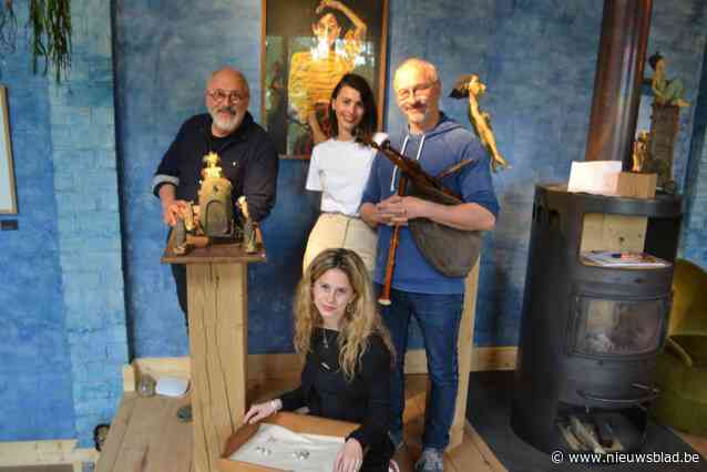 Tweelingbroers Dirk en Arie (64) en drie kinderen exposeren als De Keyzers Exhibition in nieuwe galerie: “Experiment”