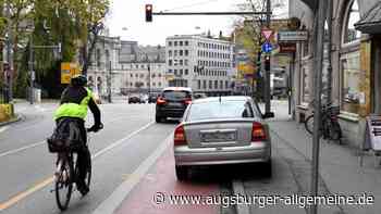 Klimacamper zeigen Falschparker bei der Stadt Augsburg an