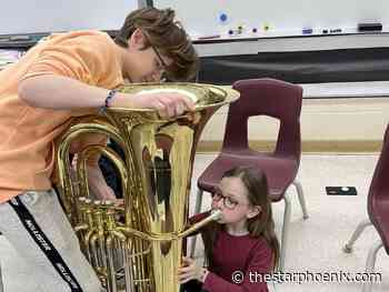 Stranded in Craik, Sask., music students welcomed with an 'outpouring of compassion'