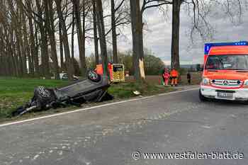 Auto überschlägt sich: Schwerer Unfall in Bielefeld