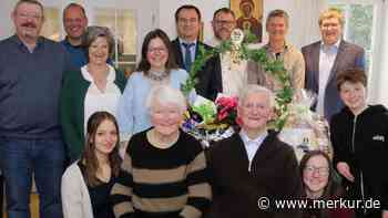 „Wir sind dankbar“: Aus Freundschaft wurde Liebe - jetzt folgte die eiserne Hochzeit