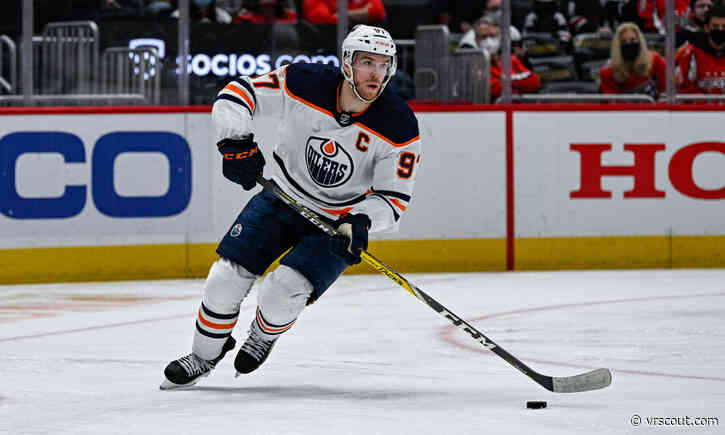 Hockey Team Hosts Watch Parties With Virtual Players