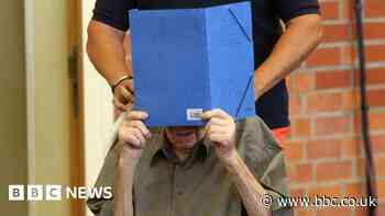 Nazi camp guard Josef Schütz dies at 102