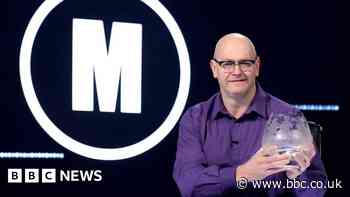 Mastermind winner backed by specialist subject star Ricky Gervais