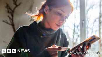 New rules ban subscription traps and fake reviews