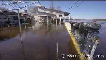 Wabasha fights flood waters with what else – but more water