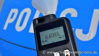 Unfall in Bad Wildbad: Fahrerin unter Alkohol rammt beim Ausparken anderes Auto